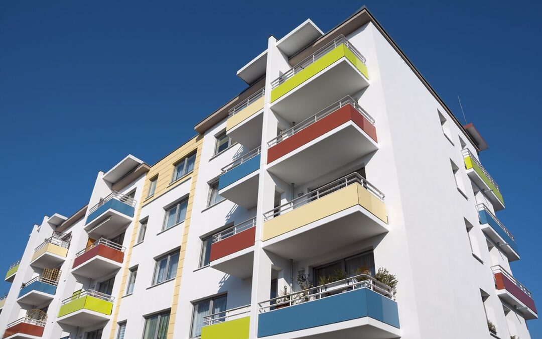 Sozialer Wohnungsbau: Sanierter Plattenbau